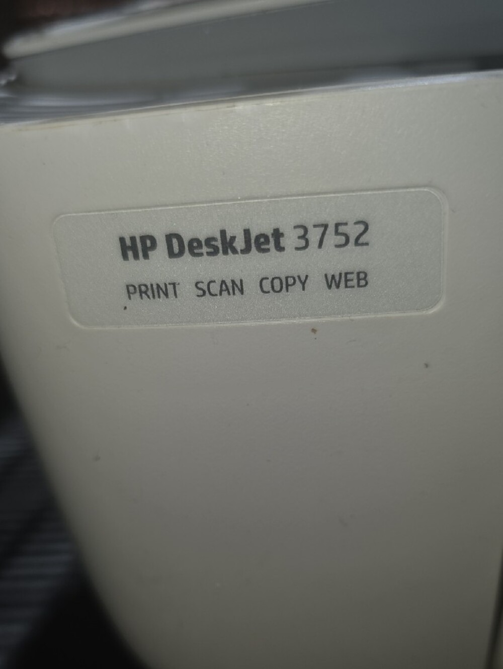 HP white compact inkjet printer - Picture 3 of 4